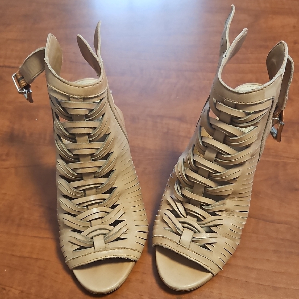 Women's Tan Woven Sandals